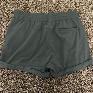 Spring Break Away Shorts 3”